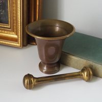 Vintage brass mortar and pestle | Heavy brass mortar | Vintage brass and copper mortar | Vintage mortar and pestle | Vintage kitchenware