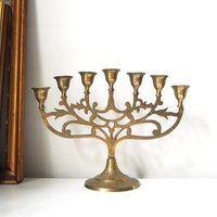Vintage brass candelabrum | Brass candelabra | Seven arm brass candlestick holder | Etched brass candelabrum | Made in India
