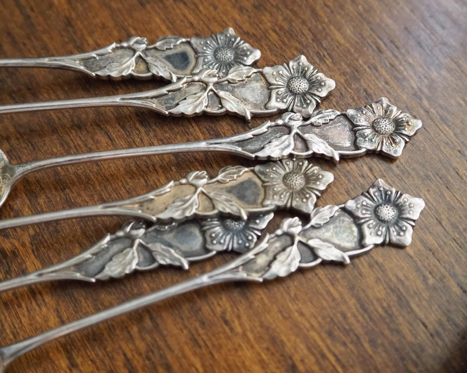 Set of six small vintage teaspoons | Vintage alpacca silver coffee spoons | Matching spoons | Floral teaspoon set | Vintage alpacca spoons