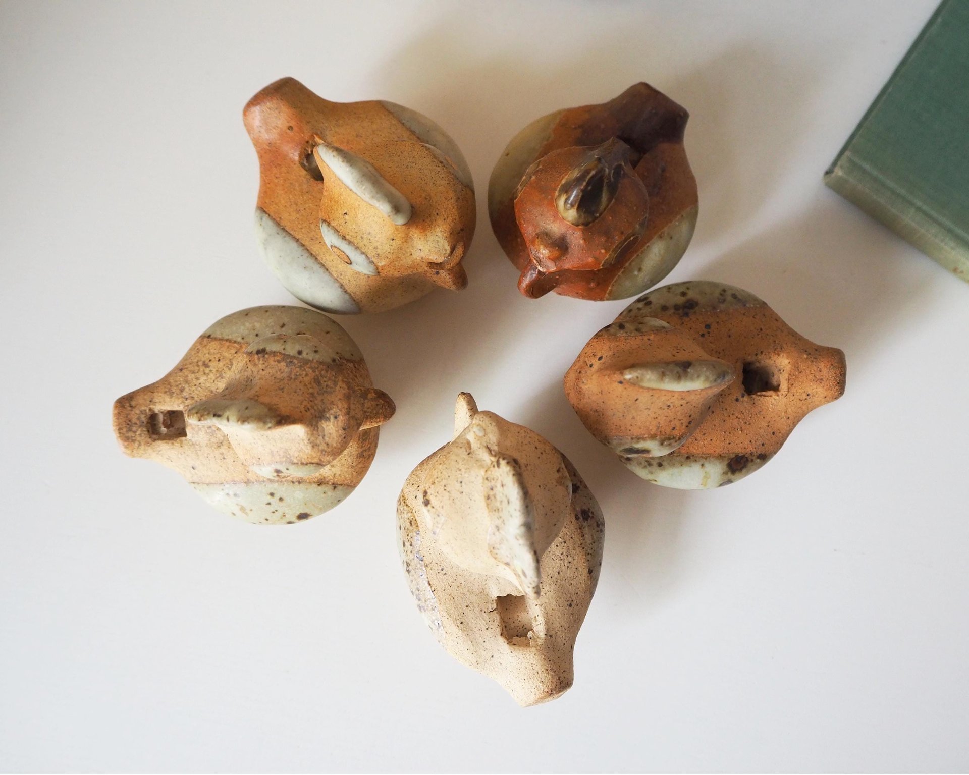 Vintage bird whistle set | Ceramic bird whistles | Set of five vintage bird whistles | Made in Finland | Finnish bird whistles
