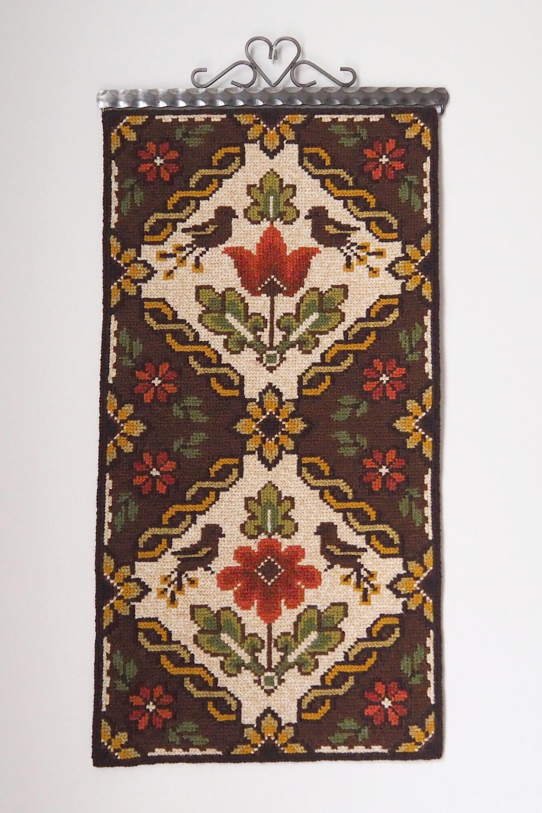 Vintage wall hanging | Scandinavian wall hanging | Traditional wall tapestry | Birds and flowers wall hanging | Swedish tapestry