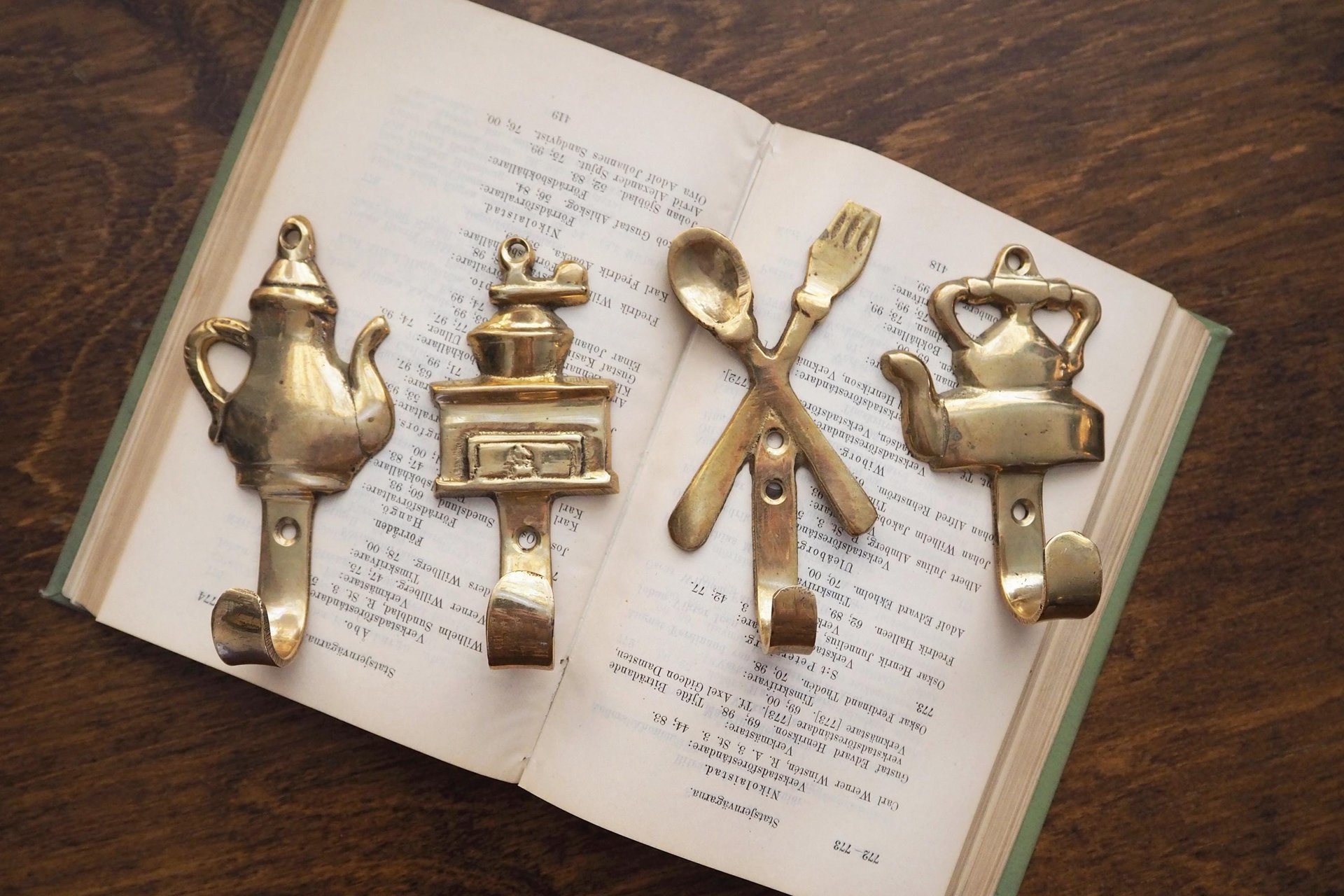 Vintage brass wall hooks | Set of four brass wall hooks | Small brass wall hooks | Kitchen wall hooks | Mismatched brass wall hooks