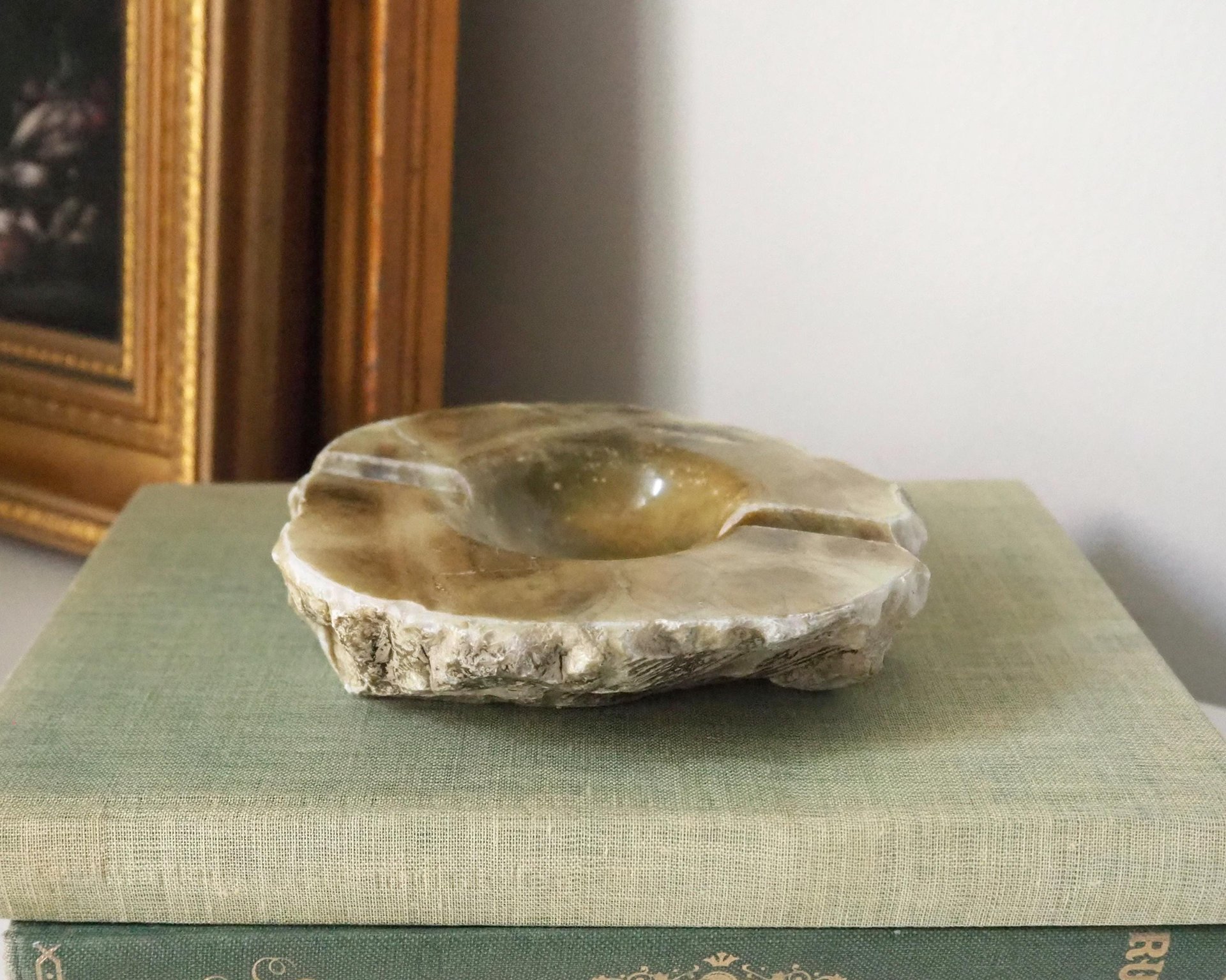 Vintage alabaster ashtray | Small alabaster ashtray | Genuine alabaster ashtray | Italian alabaster ashtray | Made in Italy