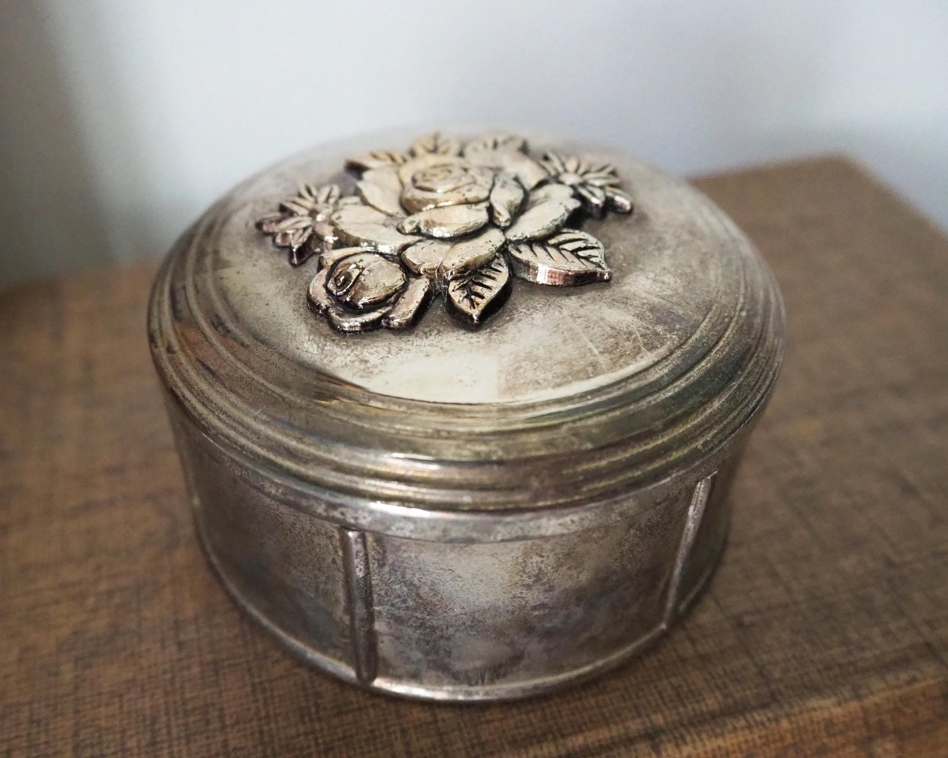 Vintage jewelry box | Vintage floral trinket box | Floral jewellery box | Vintage jewellery box | Silver plated jewellery box