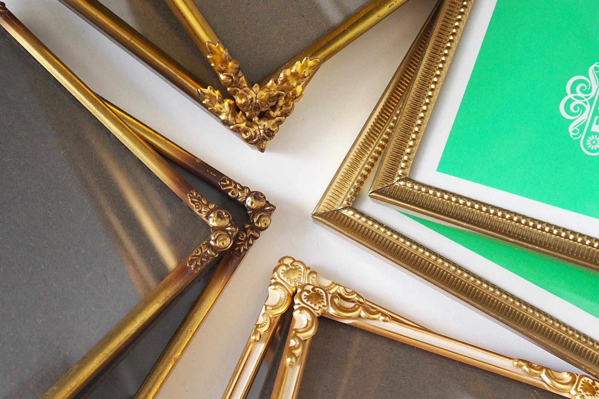 Vintage brass photo frame sets | Set of two vintage brass photo frames | Matching vintage frames | Brass picture frames | Vintage frames