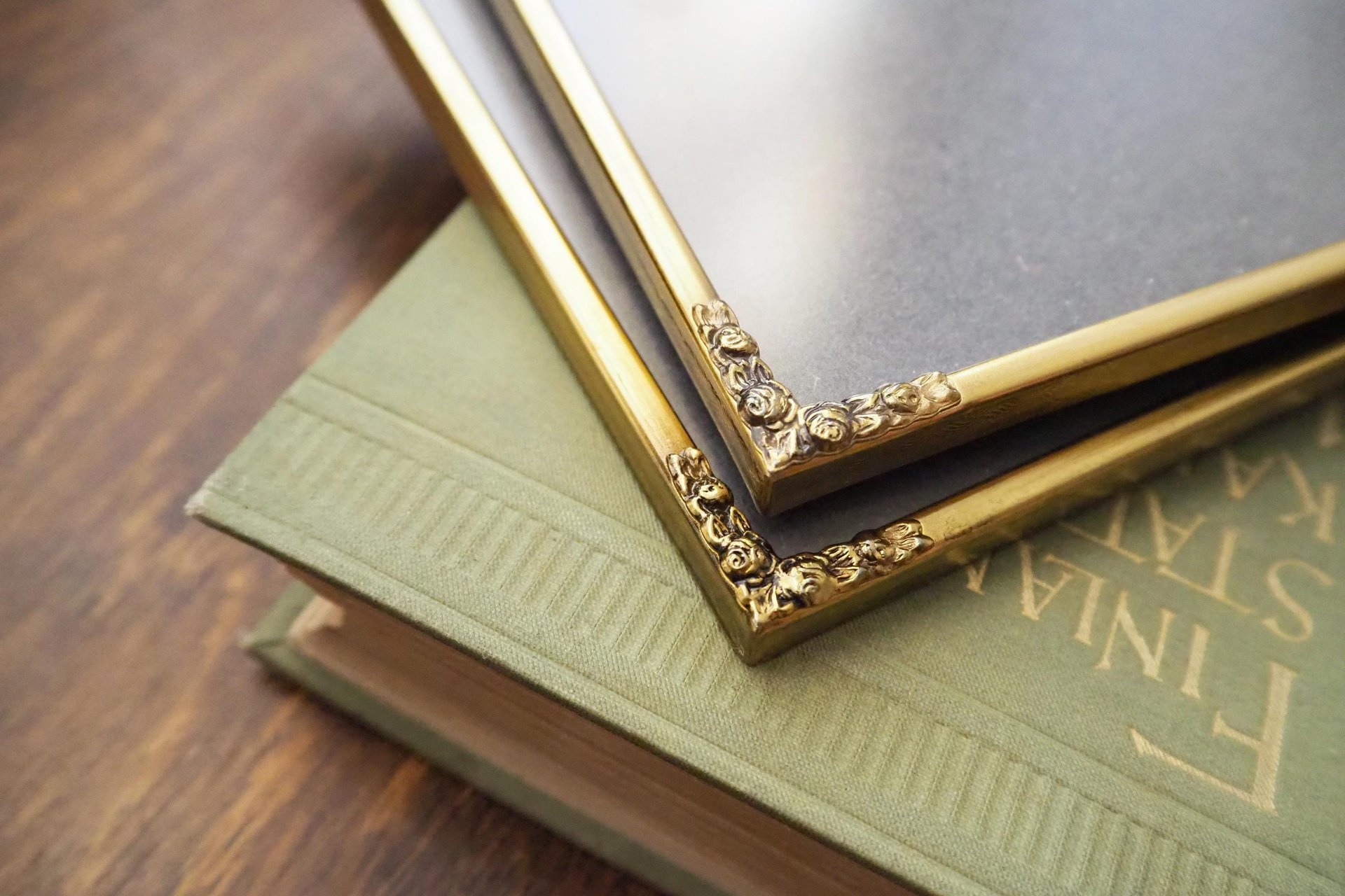 Set of two vintage photo frames | Vintage brass frames | Matching vintage frames | Vintage brass frame set | Vintage Jyden frames