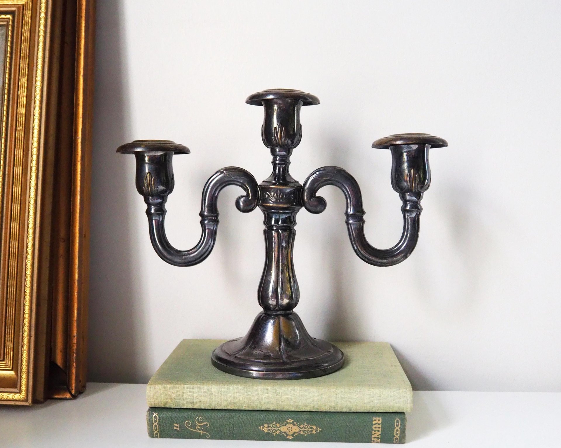 Vintage three arm candelabra | Silver plated candelabrum | Three arm candlestick holder | Vintage candelabrum | Vintage candle holder