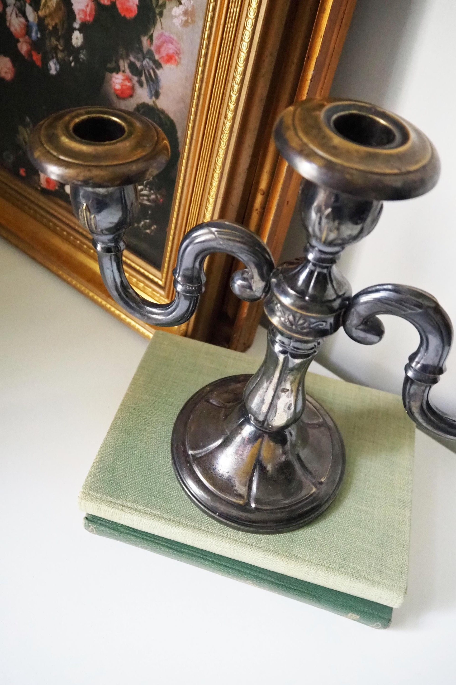 Vintage three arm candelabra | Silver plated candelabrum | Three arm candlestick holder | Vintage candelabrum | Vintage candle holder