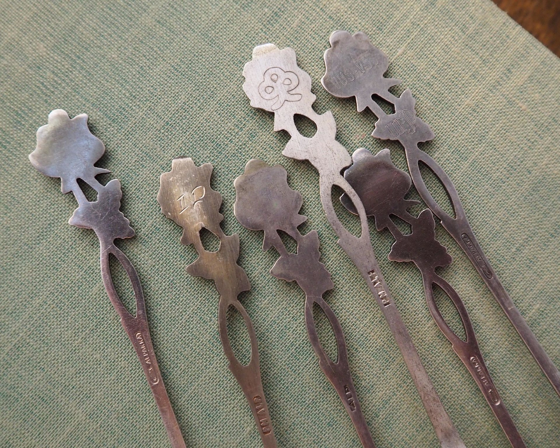 Set of six vintage teaspoons | Vintage alpacca silver teaspoons | Vintage teaspoons | Rose teaspoon set | Vintage alpacca teaspoons