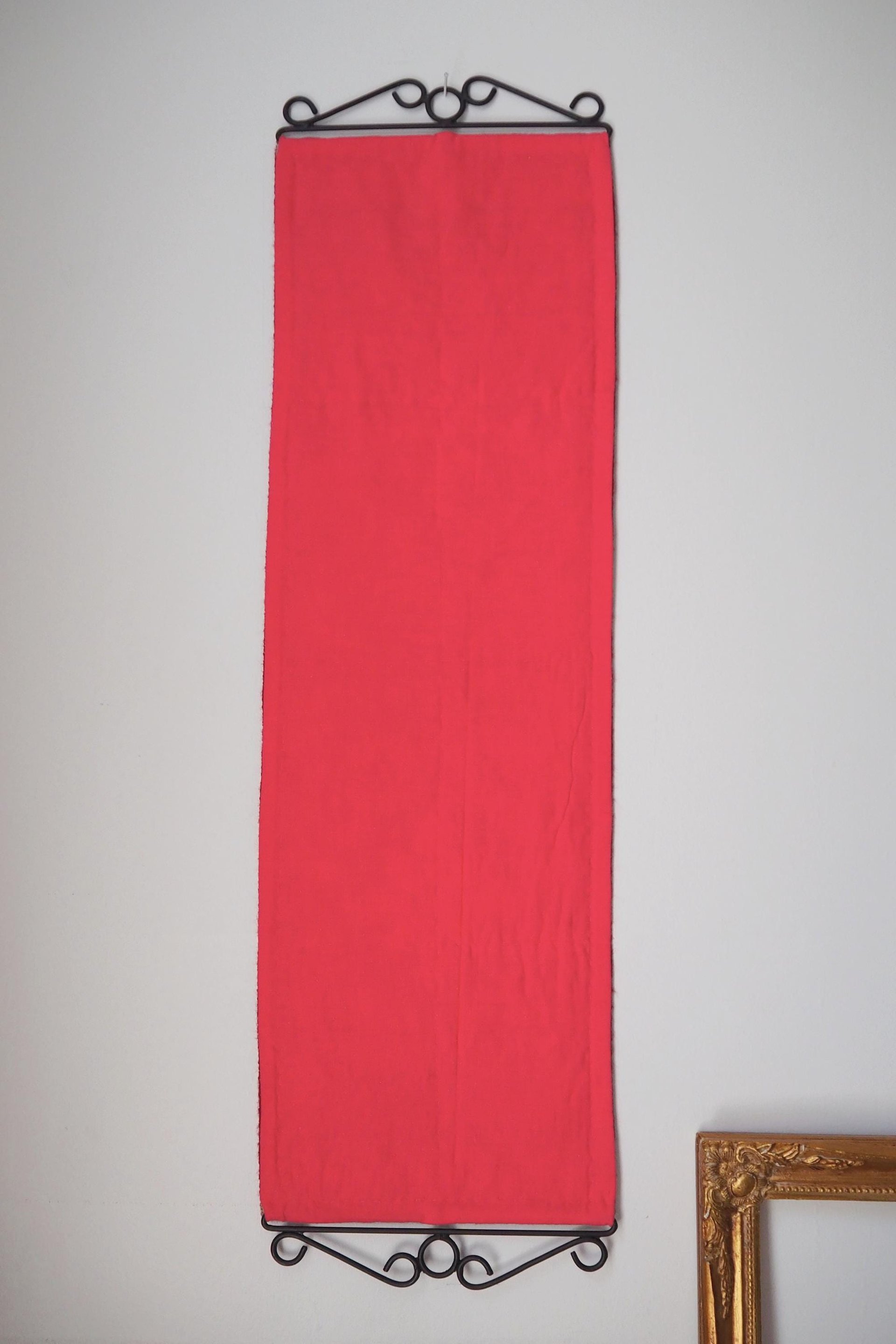 Vintage wall hanging | Scandinavian wall hanging | Traditional wall tapestry | Retro wall hanging | Made in Finland