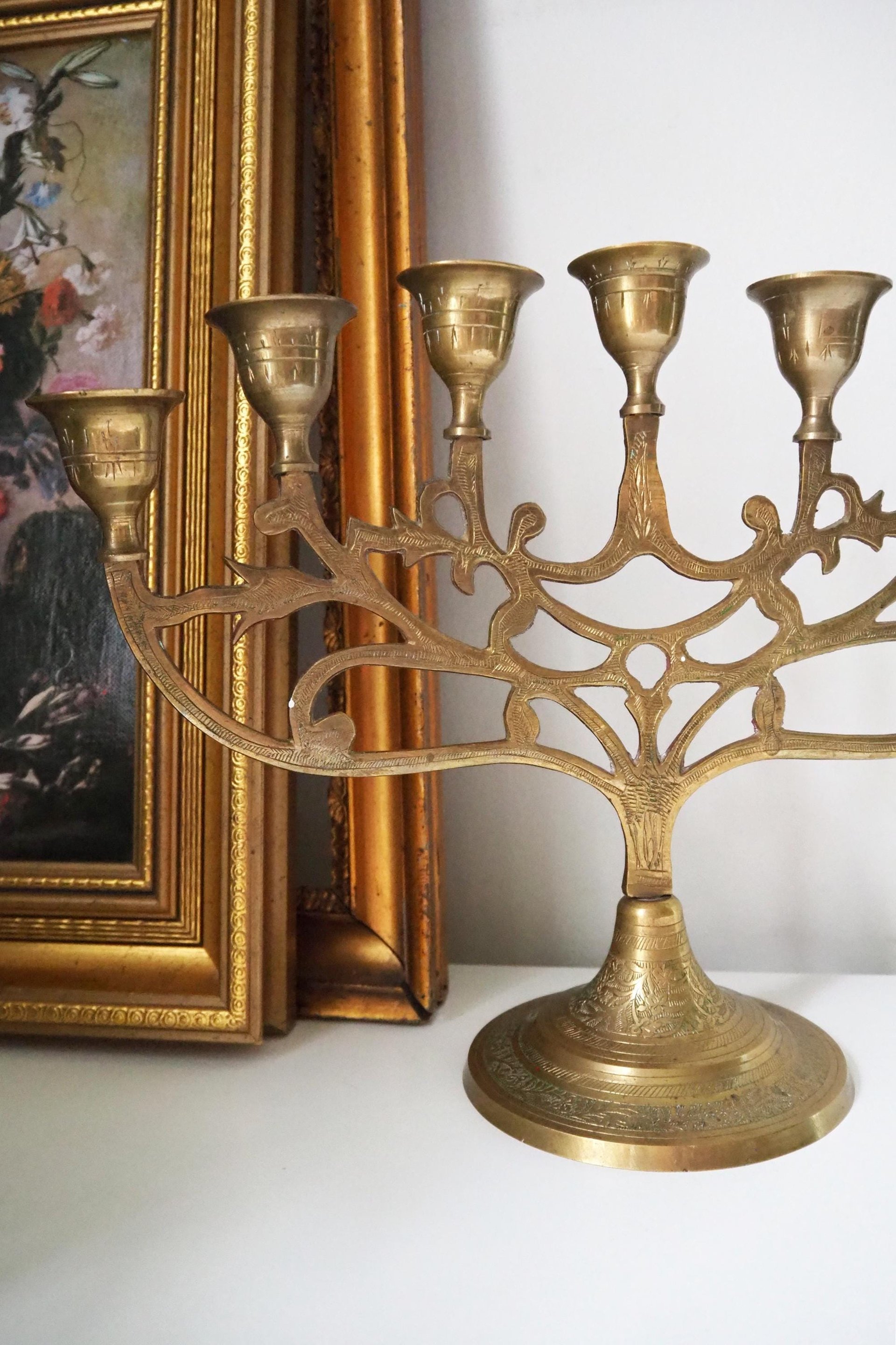 Vintage brass candelabrum | Brass candelabra | Seven arm brass candlestick holder | Etched brass candelabrum | Made in India