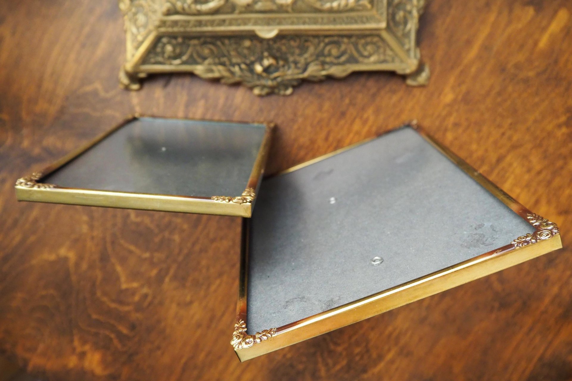 Set of two vintage photo frames | Vintage brass frames | Set of two matching vintage frames | Vintage brass frame set | Vintage frames