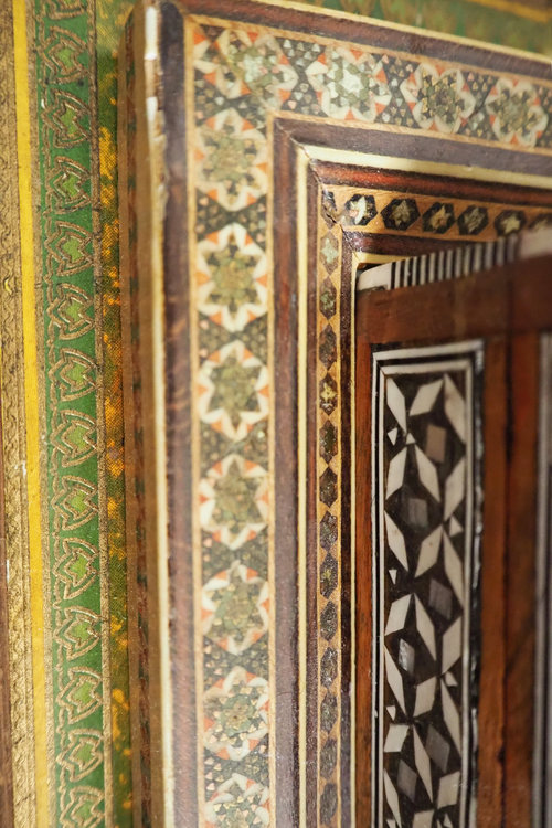 Mosaic inlay frames and boxes