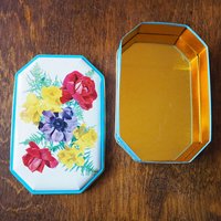Vintage floral tin box | Floral tin box | Vintage storage box
