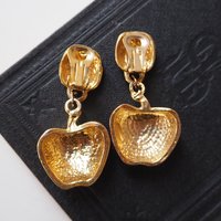 Vintage clip-on earrings | Gold tone clip-on earrings | Vintage gold tone earrings | Clip-on earrings | Chunky clip-on earrings