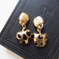 Vintage clip-on earrings | Gold tone clip-on earrings | Vintage gold tone earrings | Clip-on earrings | Chunky clip-on earrings