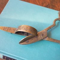 Vintage brass wick cutter | Brass candlewick scissors | Brass candlewick trimmer | Brass wick cutter | Vintage wick cutter