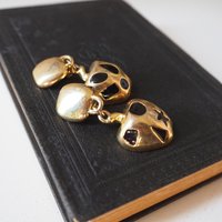 Vintage clip-on earrings | Gold tone clip-on earrings | Vintage gold tone earrings | Clip-on earrings | Chunky clip-on earrings