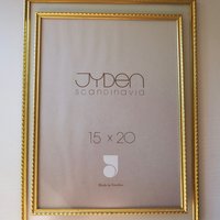 Set of two vintage photo frames | Set of two matching vintage frames | Vintage brass frame set 15x20 cm and 18x24 cm | Vintage Jyden frames