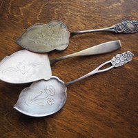 Vintage alpacca silver cake server | Vintage cake server | Alpacca silver cake server | Ornate cake server | Vintage pie server