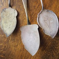 Vintage alpacca silver cake server | Vintage cake server | Alpacca silver cake server | Ornate cake server | Vintage pie server
