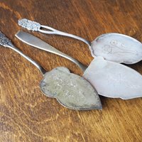 Vintage alpacca silver cake server | Vintage cake server | Alpacca silver cake server | Ornate cake server | Vintage pie server