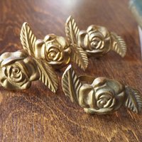 Vintage brass napkin rings | Set of four vintage napkin rings | Vintage rose napkin rings | Set of four brass napkin rings