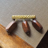 Vintage brooch |  Vintage brass and wood brooch | Wooden brooch | Vintage brass brooch