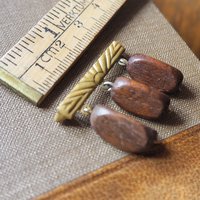 Vintage brooch |  Vintage brass and wood brooch | Wooden brooch | Vintage brass brooch