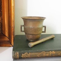 Vintage brass mortar and pestle | Small brass mortar | Small vintage mortar and pestle