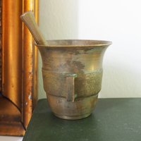 Vintage brass mortar and pestle | Small brass mortar | Small vintage mortar and pestle