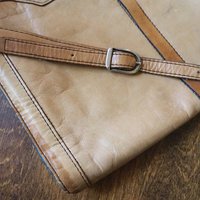 Vintage leather crossbody bag | Vintage leather bag | Light brown leather bag | Vintage handbag