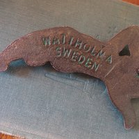 Vintage cast iron angel | Wattholma angel | Small cherub wall ornament | Vintage angel wall hanging | Made in Sweden