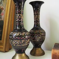 Set of two vintage vases | Brass vases | Matching vintage vases | Etched brass and black vases | Pastel vases
