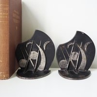 Vintage bookends | Vintage cast iron bookends | Pair of black bookends | Vintage bookends moon