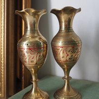 Set of two small vintage vases | Small brass vases | Vintage bud vase | Vintage single flower vases | Etched brass vases