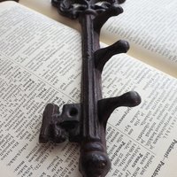 Vintage cast iron key rack | Small vintage key rack | Key shaped wall rack | Key shaped rack with three hooks | Vintage wall rack