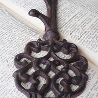 Vintage cast iron key rack | Small vintage key rack | Key shaped wall rack | Key shaped rack with three hooks | Vintage wall rack