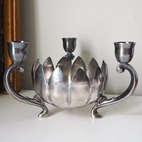 Vintage three arm candelabra | Footed lotus bowl candelabrum | Three arm candlestick holder | Vintage candelabrum | Leonard Silver plate