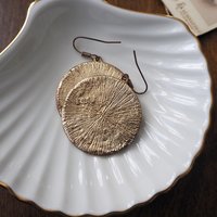 Vintage dangle earrings | Vintage earrings | Vintage brass tone earrings | Dangle earrings