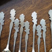 Set of nine vintage teaspoons | Vintage alpacca silver teaspoons | Mismatched teaspoons | Rose teaspoon set | Vintage alpacca teaspoons
