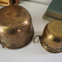Set of two vintage planters | Heart brass planters | Vintage planters | Hanging vintage planters | Round vintage planters