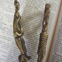 Vintage brass bottle openers | Brass bottle opener | Vintage bottle opener | Solid brass bottle opener | Made in England