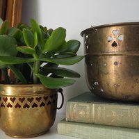 Set of two vintage planters | Heart brass planters | Vintage planters | Hanging vintage planters | Round vintage planters