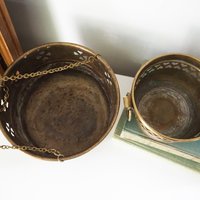 Set of two vintage planters | Heart brass planters | Vintage planters | Hanging vintage planters | Round vintage planters