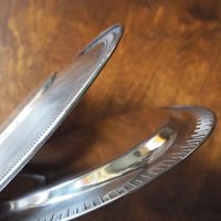 Set of two vintage alpacca silver trays | Mismatched vintage silver trays | Vintage silver plated plates | Alpacca silver platters