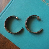 Vintage earrings | Copper tone hoop earrings | Vintage hoop earrings | Ornate hoop earrings | Vintage copper earrings
