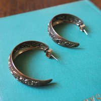 Vintage earrings | Copper tone hoop earrings | Vintage hoop earrings | Ornate hoop earrings | Vintage copper earrings
