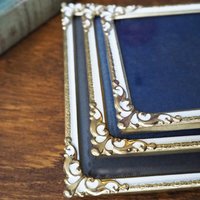 Set of three vintage photo frames | Set of three matching vintage frames | Vintage brass picture frames | Brass and white frames
