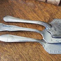 Vintage silver plated cake server | Vintage cake server | Silver plated cake servers | Ornate cake server | Vintage pie server